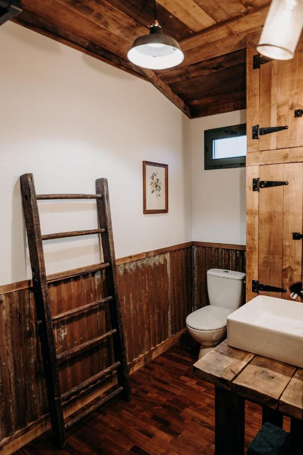 La Ferme Du Pont De Maumy, Cabane Au Bord De L'Etang Et Bain Nordique Busserolles المظهر الخارجي الصورة