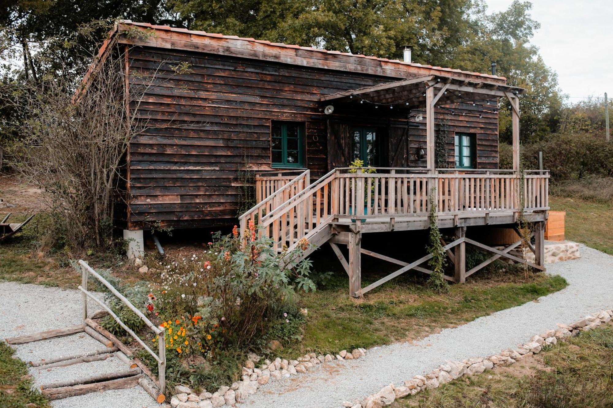 La Ferme Du Pont De Maumy, Cabane Au Bord De L'Etang Et Bain Nordique Busserolles المظهر الخارجي الصورة